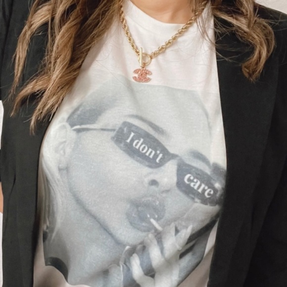 I don’t care graphic tee - Picture 1 of 3